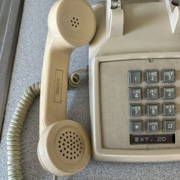 Starplus Vintage Beige Pushbutton Telephone *Works* - Picture 3 of 7